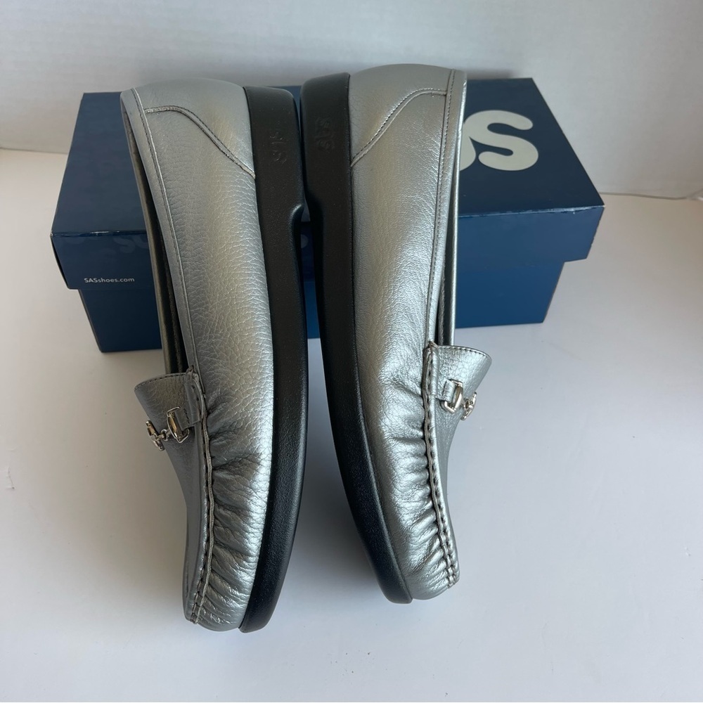 NEW SAS women's metro loafer - narrow in pewter
Women size 9.5 WW Made In USA - Picture 4 of 10